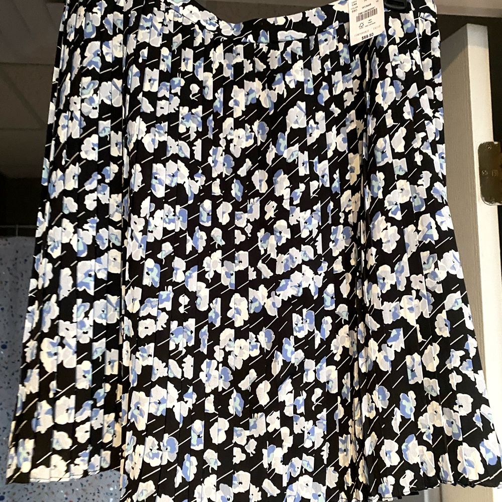 J Crew - BRAND NEW 💙